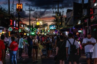 泰国2025年外国游客入境量十年来首次下滑