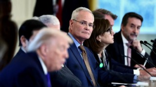 特朗普威胁将埃克森美孚排除在委内瑞拉石油业务之外