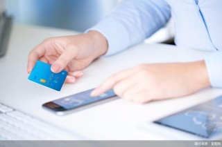 支付牌照年注销量达12张！2.93亿元罚单压顶，行业加速出清