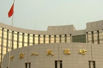 互换交易的运作机制是怎样的？这个机制存在哪些潜在风险？