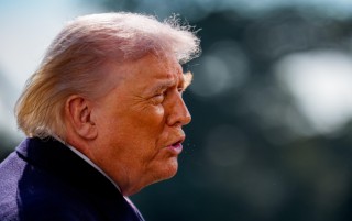 特朗普称美国将“略微”削减战略石油储备