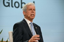 美国能源部长改口：油价尚未触顶