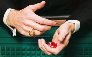 如何理解港股出金流程并操作？港股出金有哪些注意事项？