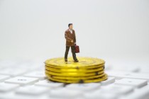如何正确评估基金产品？评估基金产品应考虑哪些因素？