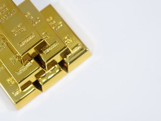如何计算黄金投资的成本？黄金投资手续费的构成因素有哪些？