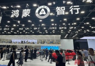 2026年1月车企成绩单出炉：小米交付超3.9万台，登顶新势力榜首，雷军有大动作！车市打响“金融战”：低首付，零利息