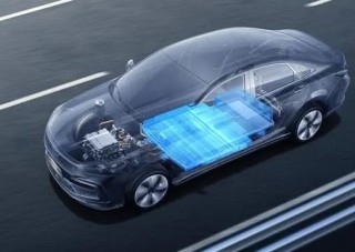 不同类型新能源车的充电时间差异有多大？