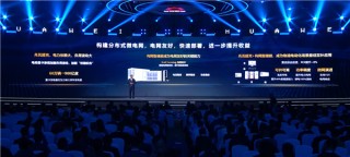 华为发布业界首个全液冷兆瓦快充：2400A电流15分钟持续输出