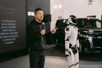 贾跃亭逃亡美国，仍在中国境内实施诈骗