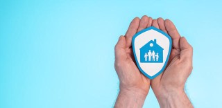 不同保险种类的保障特点是什么？