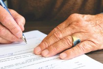 如何理解平安世纪星光的返钱机制？这种返钱机制对投保人有何意义？