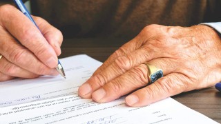 如何理解平安世纪星光的返钱机制？这种返钱机制对投保人有何意义？