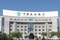 银行大额资金交易监测系统的工作原理？