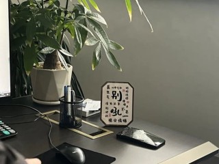 被称“摩托车圈雷军”，冠军张雪的飞驰人生