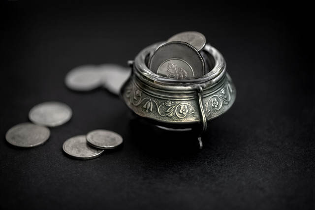如何在白银和黄金投资中做出抉择?这种抉择的依据是什么? 第1张 如何在白银和黄金投资中做出抉择?这种抉择的依据是什么? 第1张