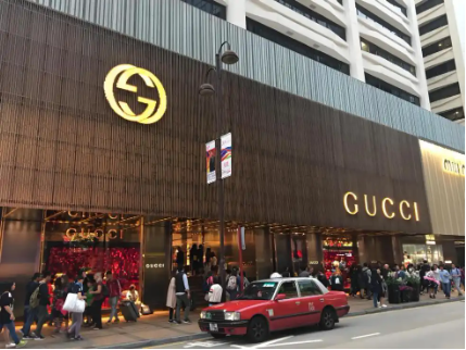 Gucci正在“哭泣”：销售额暴跌25%，成开云集团最大“拖油瓶”|贵圈  第4张