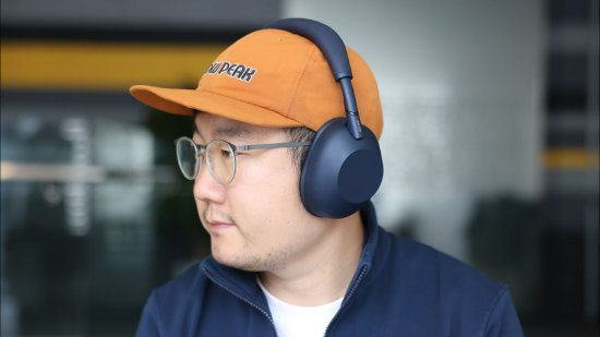 索尼WH-1000XM6体验：耳机焊在头上 全天舒适佩戴音质更强  第4张