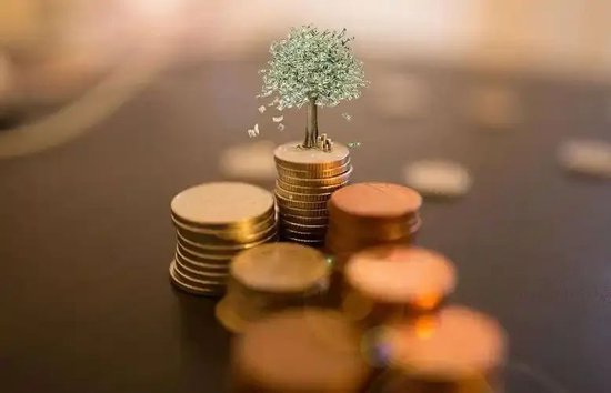前海开源曲扬旗下基金忙活4年收益负46.8%，一拖多现象严重，基民盼监管严格执行新规  第1张