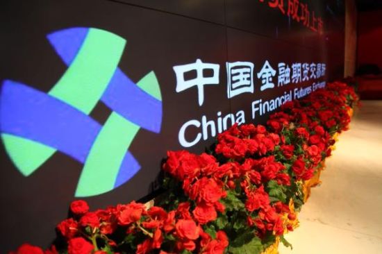 如何分析影响期货品种价格的因素？期货银受哪些因素影响？  第1张