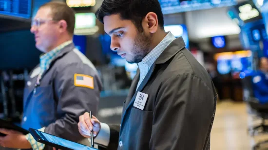 午盘：美股小幅上扬 ADP数据令股指涨幅受限  第2张