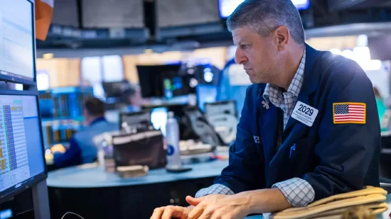 早盘：美股继续上扬 纳指与标普指数创盘中新高  第1张