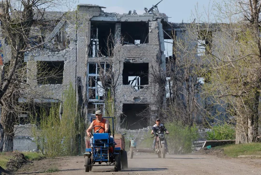 英镑剧震前夜：贝利承认劳动力市场崩塌，降息大幕将启？  第5张