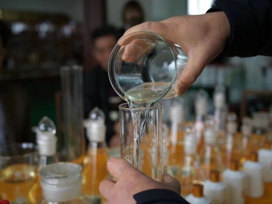 五粮液三季报的“雷”，早在20年前就埋下了  第18张