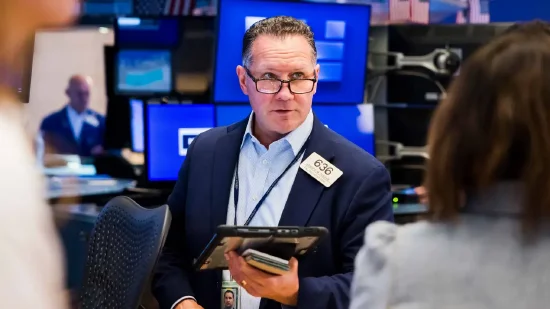 午盘：美股维持涨势 纳指涨逾200点  第1张