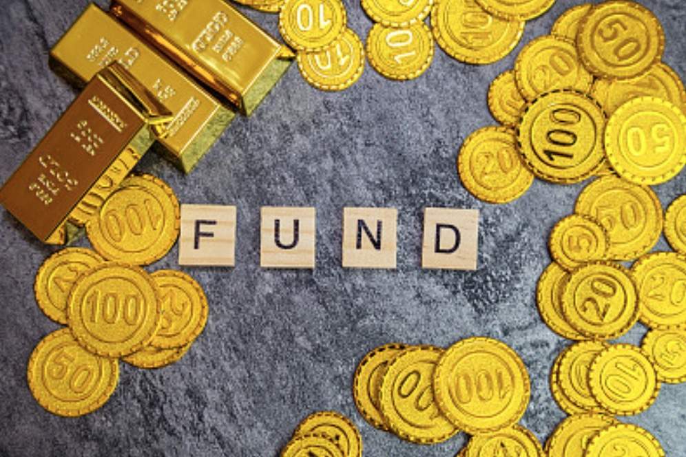 市场恐慌时基金该卖出吗？  第1张