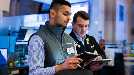 早盘：美股继续上扬 纳指上涨2.4%  第1张