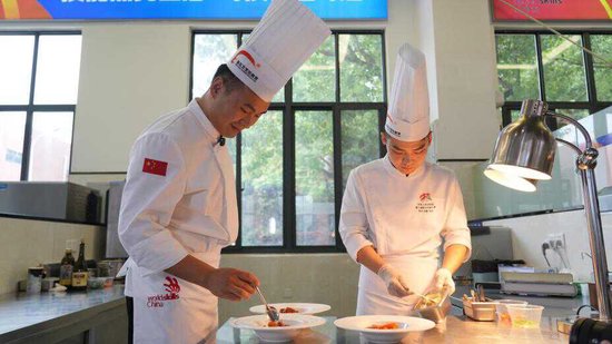 主流媒体为何齐聚中国东方教育？国赛佳绩背后是职教改革的“样本”力量  第2张