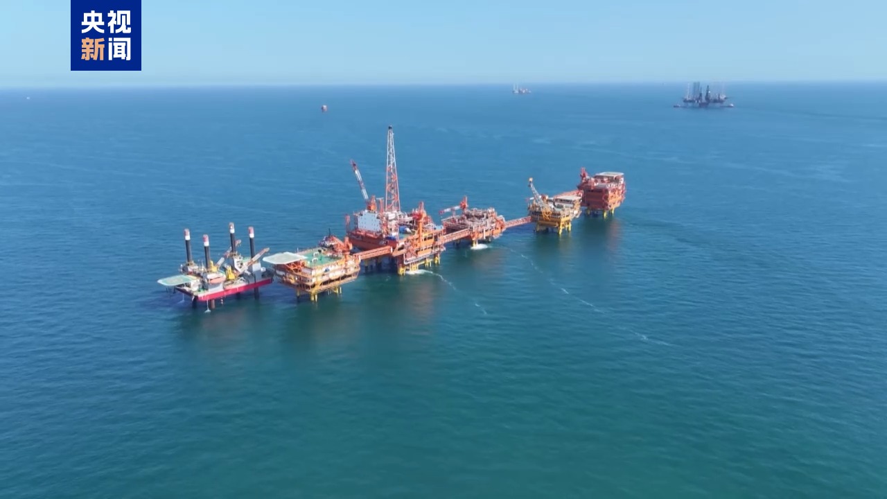 我国海上最大油田年产油气突破4000万吨 创历史新高  第2张