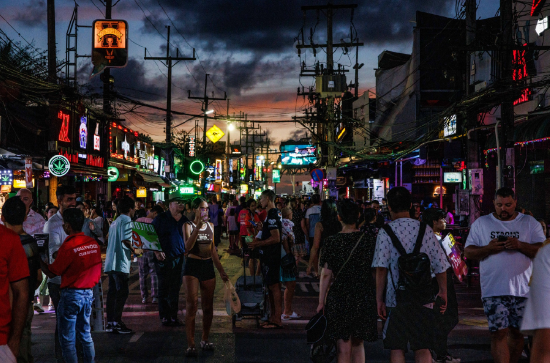 泰国2025年外国游客入境量十年来首次下滑  第1张