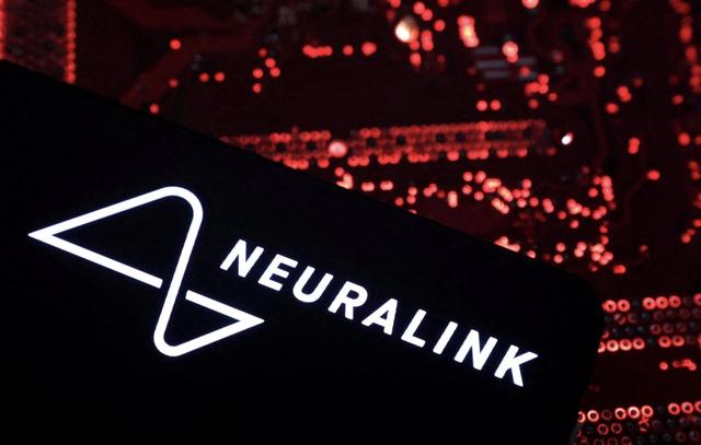 脑机接口“狂飙”：马斯克开启大规模量产，中国玩家集体“插脑”冲刺  第2张