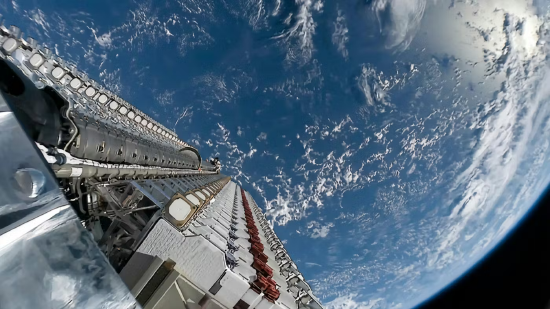 亚马逊威胁逼近，SpaceX星链低价“抢地盘”  第1张