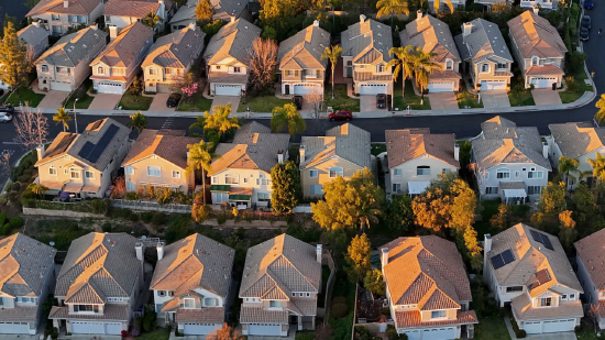 美国抵押贷款利率飙升至去年9月以来最高水平，冲击春季楼市  第1张