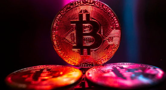 比特币结束五个月连跌 伊朗局势缓和预期升温  第1张