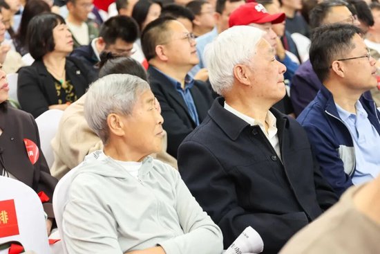 上海交通大学校友代表陈光明:校训精神已深入骨髓 第20张 上海交通大学校友代表陈光明:校训精神已深入骨髓 第20张
