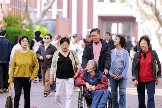 上海交通大学校友代表陈光明:校训精神已深入骨髓 第34张 上海交通大学校友代表陈光明:校训精神已深入骨髓 第34张