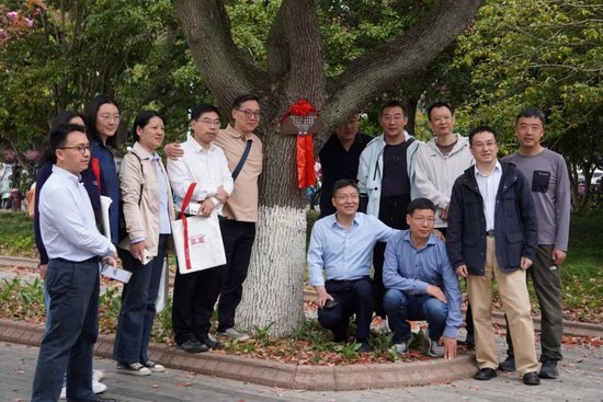 上海交通大学校友代表陈光明:校训精神已深入骨髓 第49张 上海交通大学校友代表陈光明:校训精神已深入骨髓 第49张