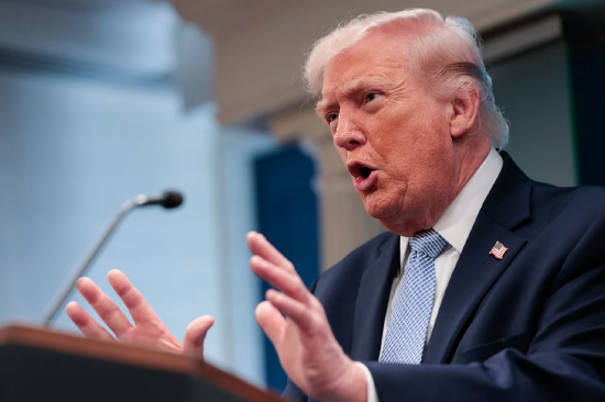 美国袭击哈尔克岛 特朗普威胁伊朗“整个文明将在今晚灭亡” 第1张 美国袭击哈尔克岛 特朗普威胁伊朗“整个文明将在今晚灭亡” 第1张